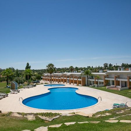 Sunny Villa Facing The Swimming Pool Fontainhas  Eksteriør bilde